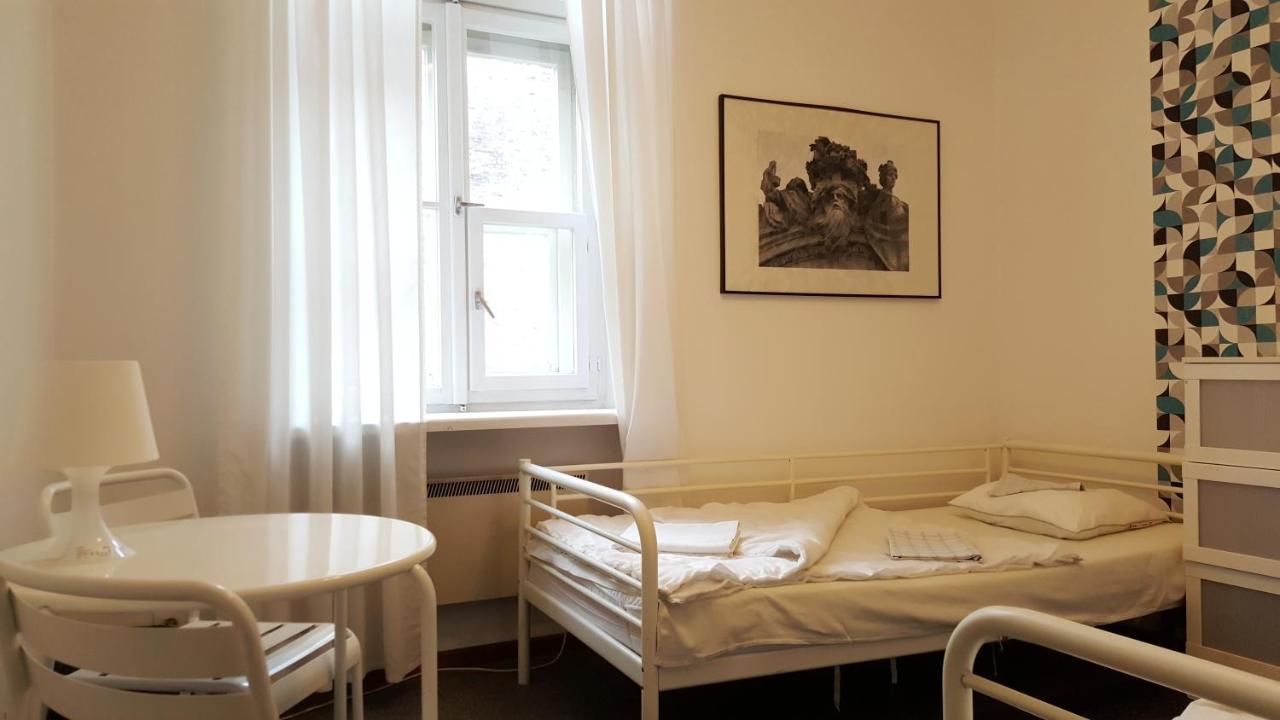 Hostel Witt Varsavia Esterno foto