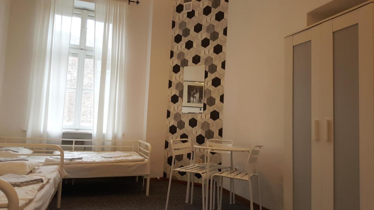 Hostel Witt Varsavia Esterno foto