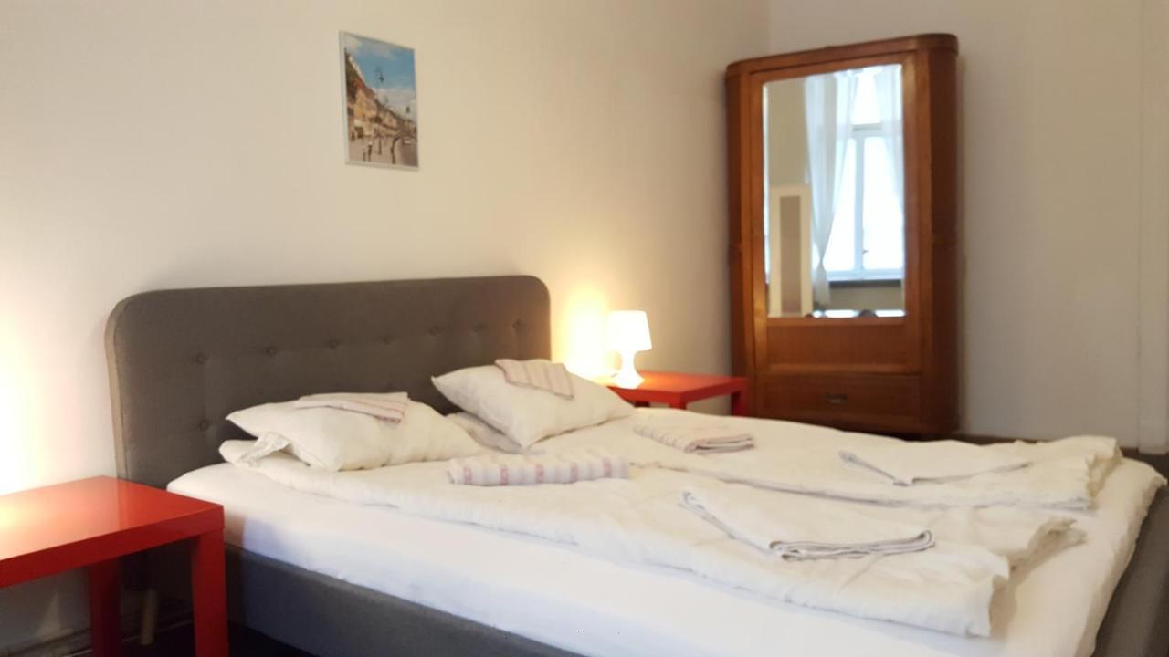 Hostel Witt Varsavia Esterno foto
