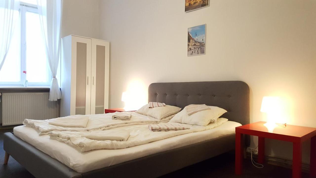 Hostel Witt Varsavia Esterno foto